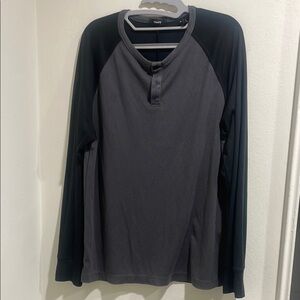 Theory Long Sleeve Black and Gray Tee with Raglan Sleeves